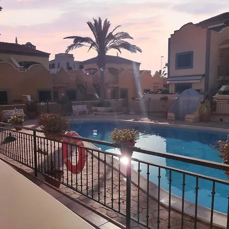 Sea View El Duque 5 Star Resort Opp Vinnci Hotel アデヘ